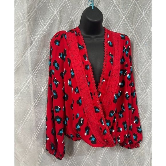 Red blouse wrap top tunic tee cheetah print - Picture 2 of 8